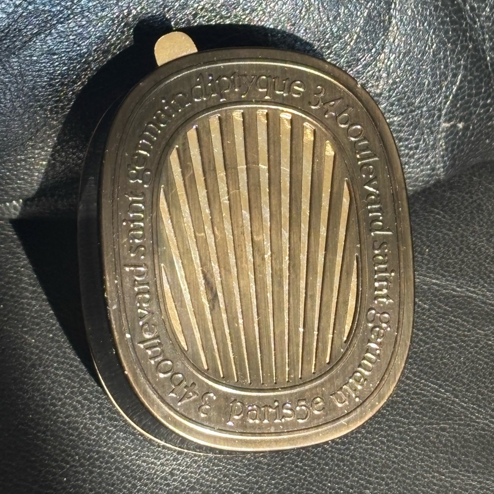 Diptyque Black Car Diffuser w/partial Baies insert